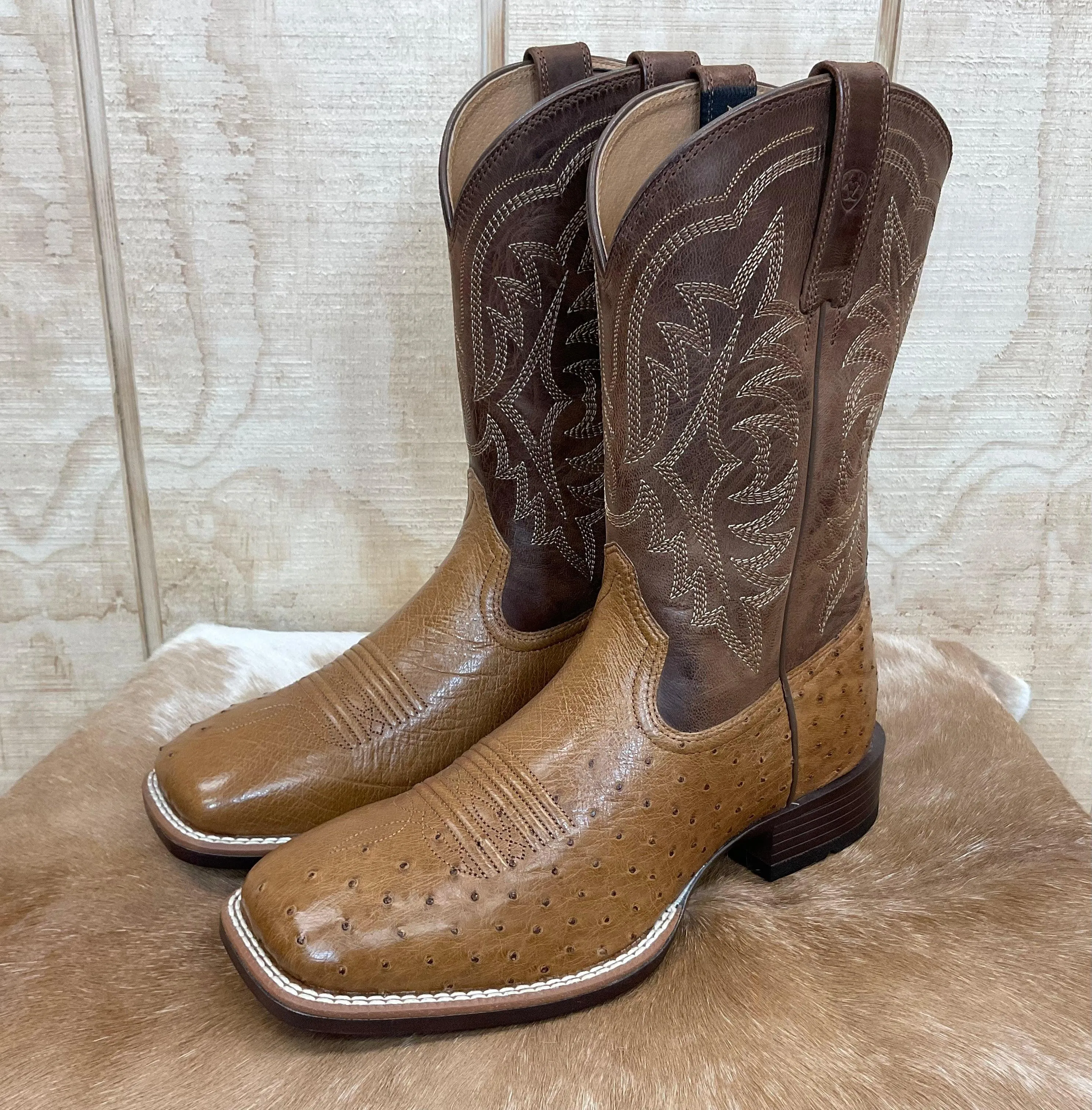 Ariat Men's Night Life Ultra  Smooth Ostrich Square Toe Cowboy Boots 10040345