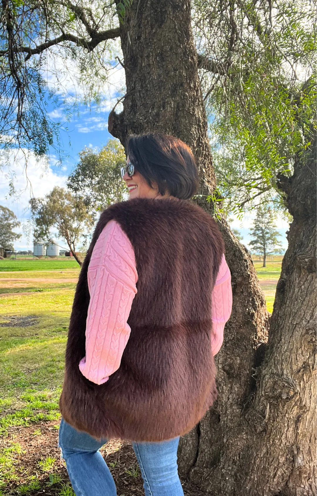 Aspen Fur Vest - Chocolate