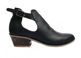 Black Vista Boot