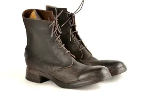 Derby Boot  |  Brown horse