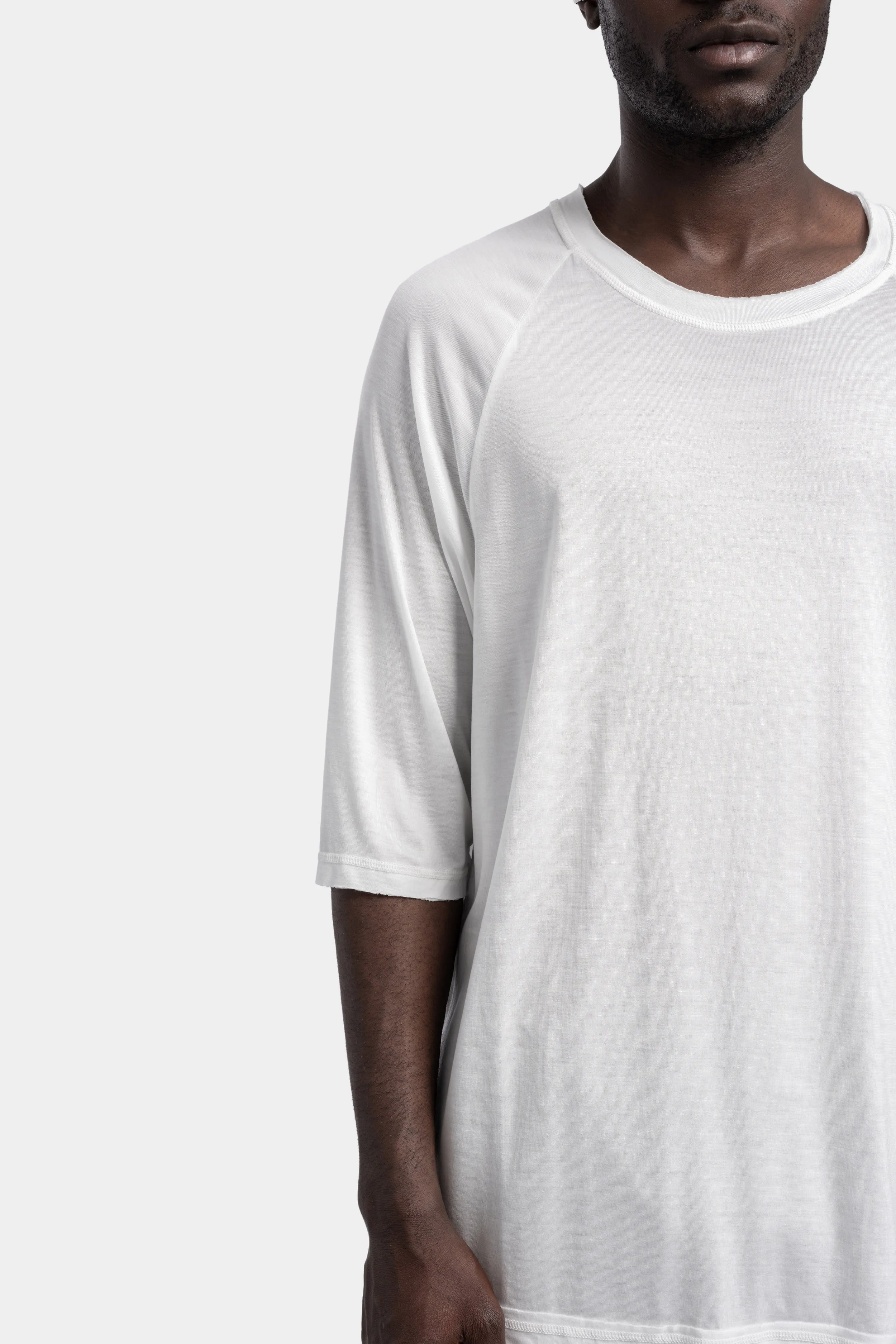 Extended sleeve raglan t-shirt, White