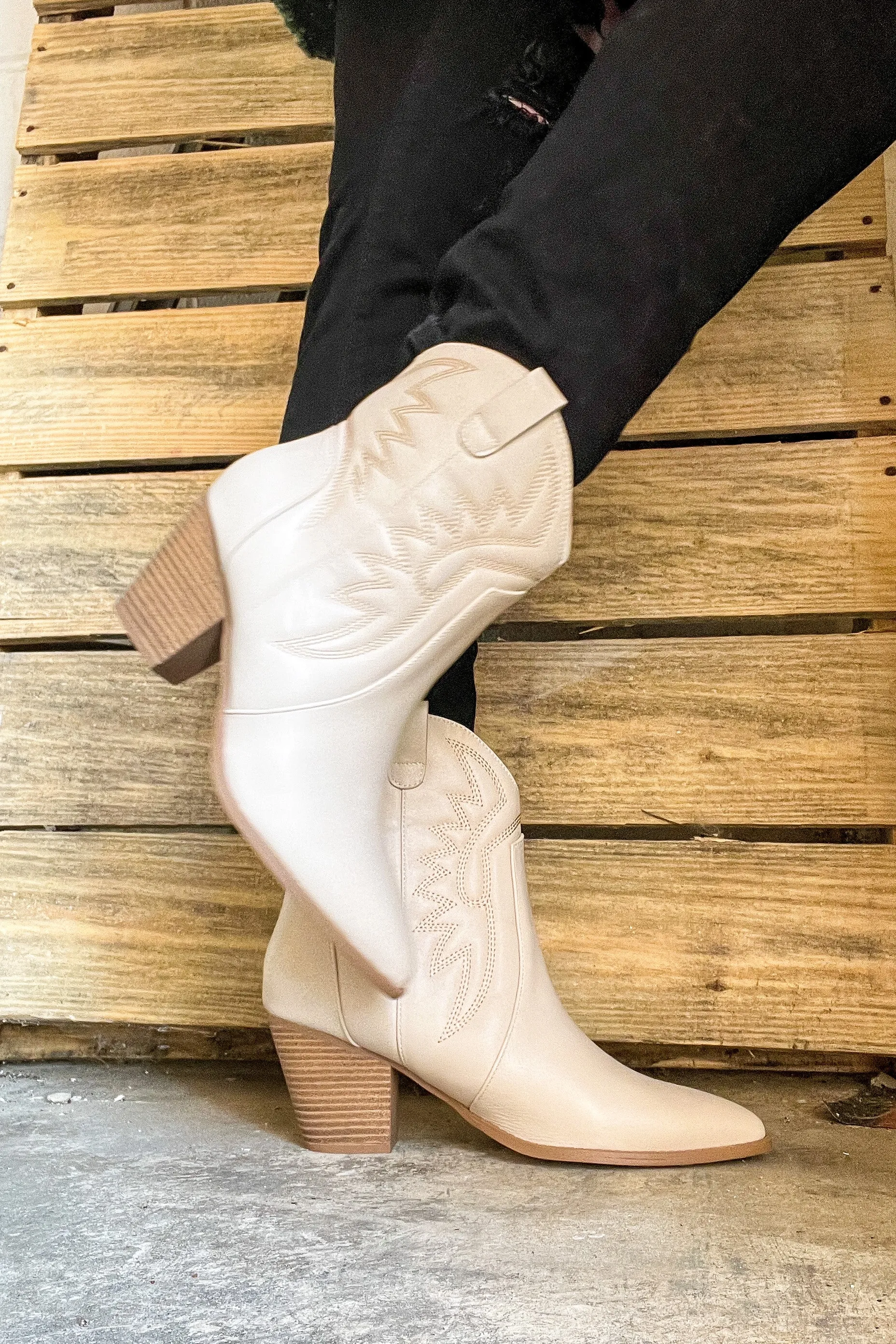 Loretta Western Booties, Cream