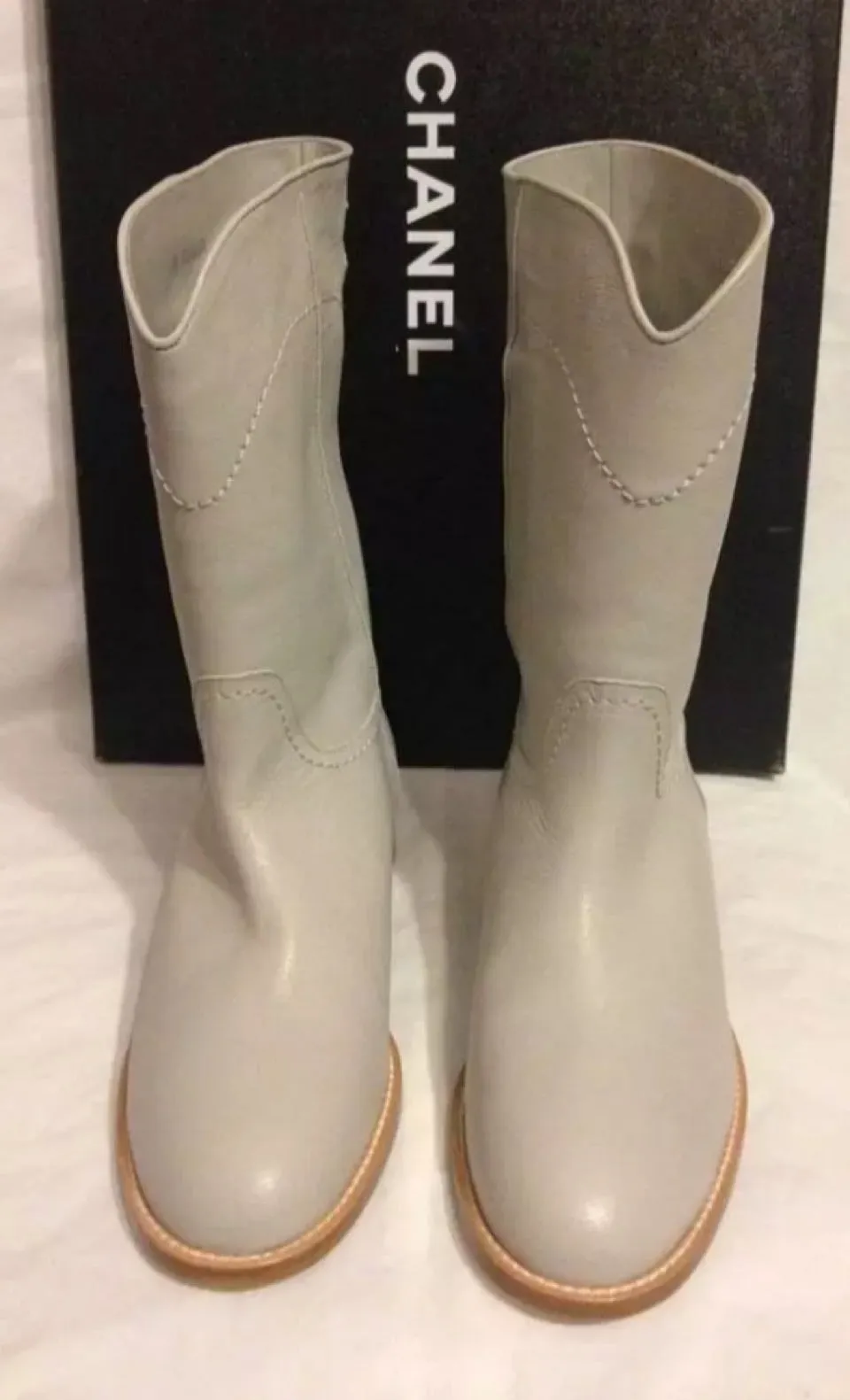 NIB New in Box Chanel 13C light grey cowboy riding boots EU 39.5